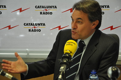 maldición traición jugar Teléfono de contacto Catalunya Radio - Número de información
